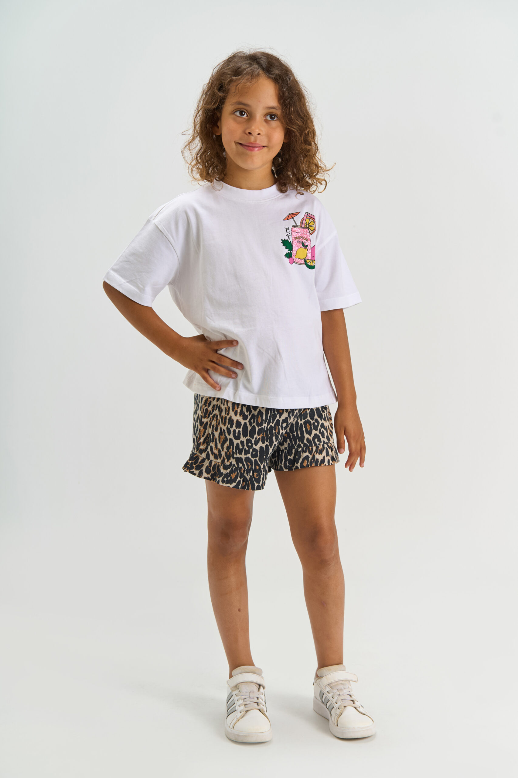 TN7023-TNTrue-Shorts-Rainy-Day-AOP-TN-Extra-3.jpg
